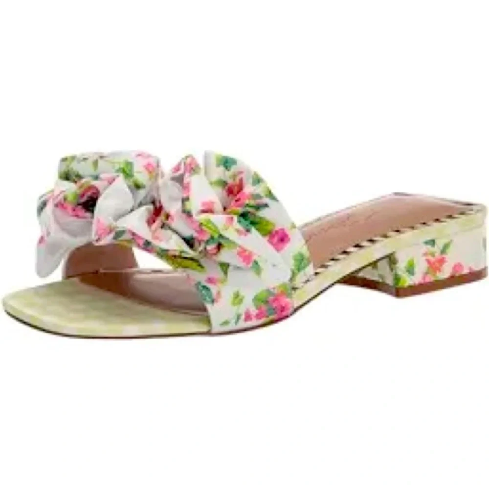 BETSEY JOHNSON Womens White Alivia Open‎ Slip On Slide Sandals Shoes size 5.5
